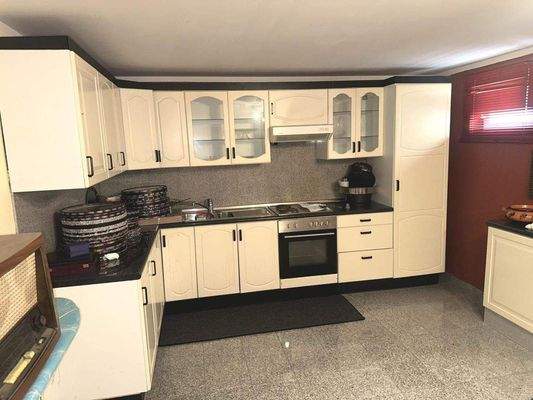 KG_Hobbyraum mit EBK