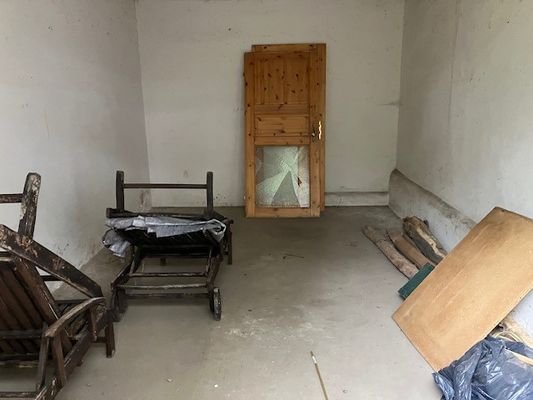 Garage am Haus Innen