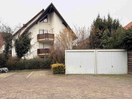 Garagen_und_Stellplätze