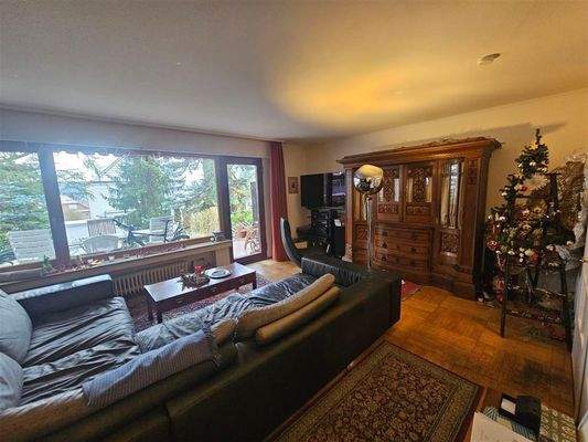 Wohnzimmer inkl. Zugang Garten 