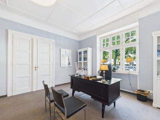 Büroraum Flügeltüren