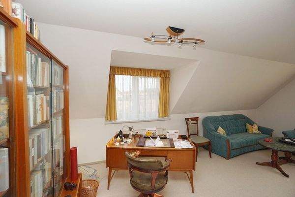 OG Wohn- und Arbeitszimmer (3).jpg