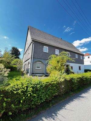 Haus Außenansicht Straßenseite