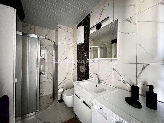 Ready to Move Flat for Sale in a Complex with a Pool in Alanya