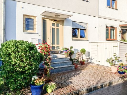 Haus Front ohne Hausnummer