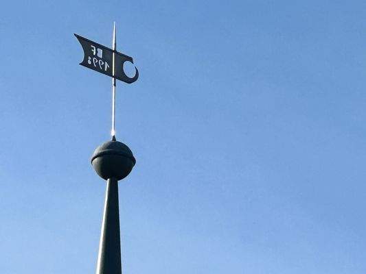 Dachbekröung  Wetterfahne 2