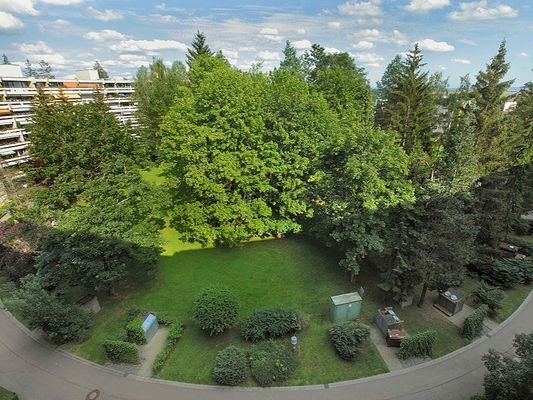 Innenhof mit Spielplatz