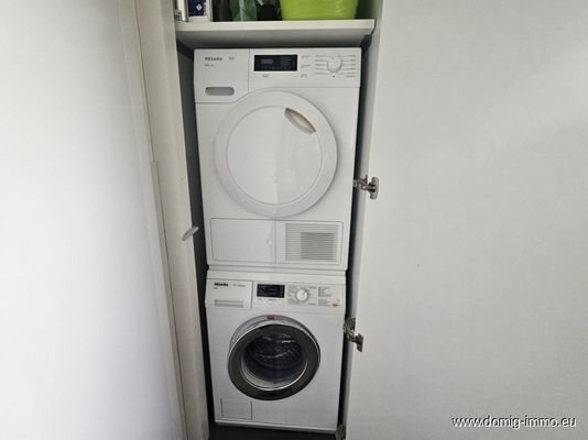 Waschmaschine und Trockner
