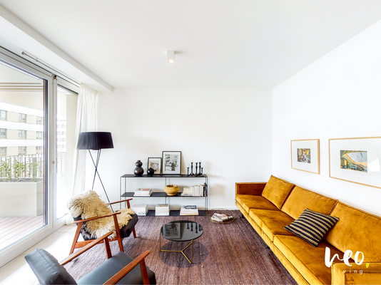 Lichtdurchfluteter Wohnbereich