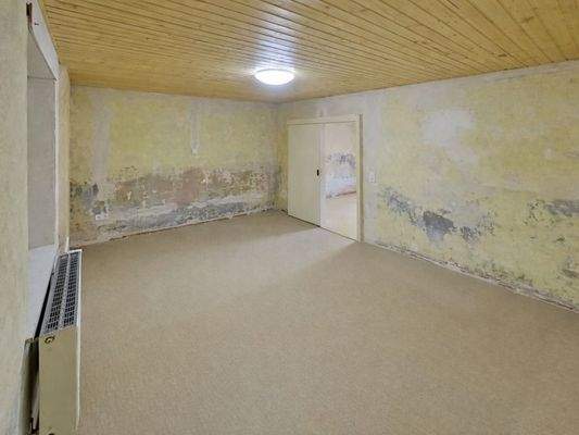 Flexibles nutzbares Zimmer im Obergeschoss