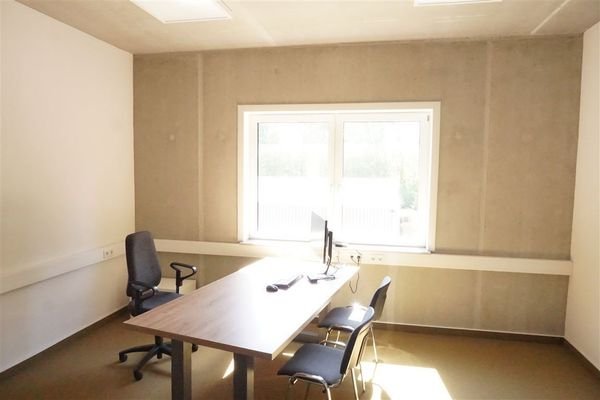 Büro III Bild II