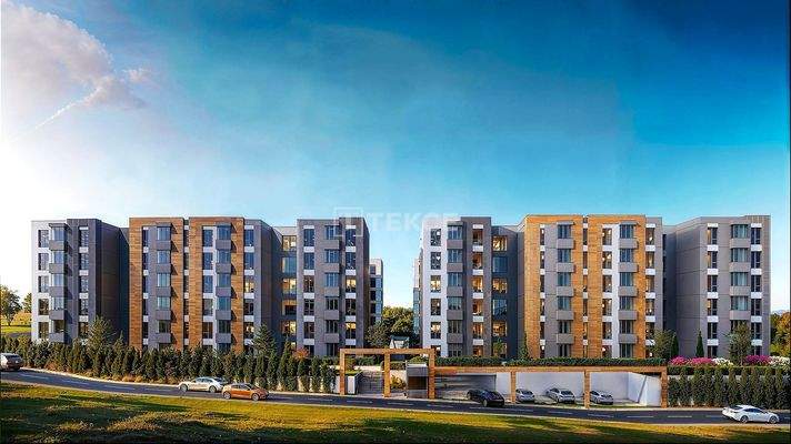 Apartments in a Secure Complex with Pool in Bursa Nilüfer