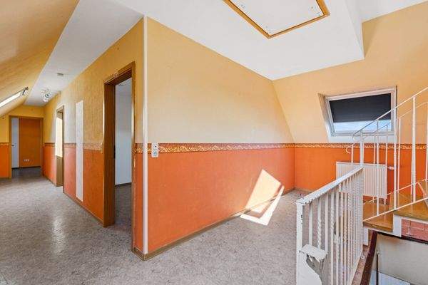 Flur 2. Obergeschoss hinten 