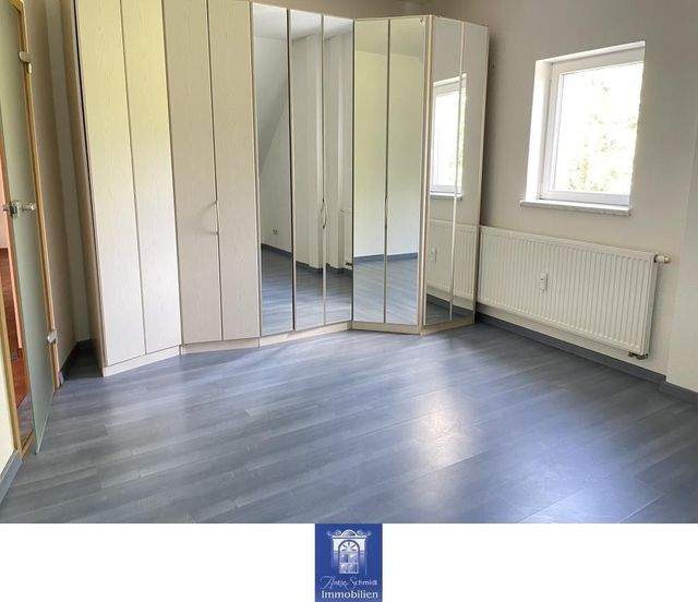 Traumhafte Galeriewohnung mit großem Balkon und EBK in grüner ruhiger Lage! - Photo 4