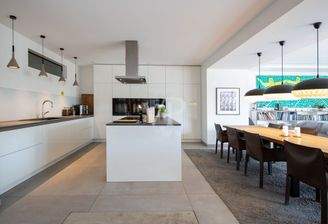 offene Küch mit Kochinsel