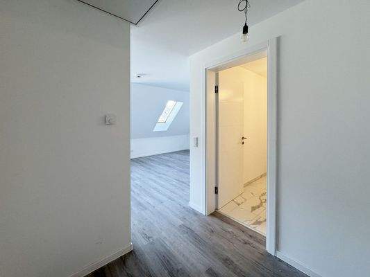 Eingang_Diele_Duschbad