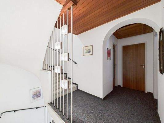 Treppe ins Dachgeschoss