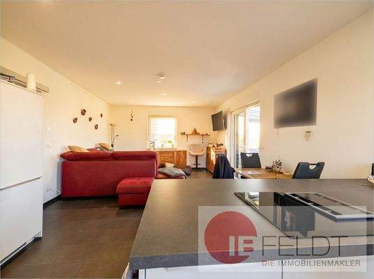 IWohn- & Essbereich mit Wintergarten