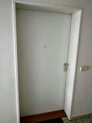 Wohnungstür.jpg