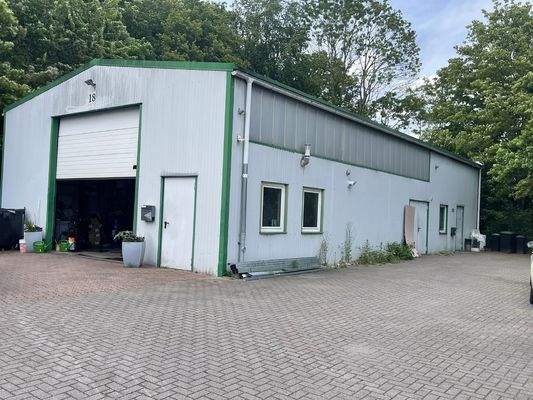 Industriestraße 23 Außenansicht - Lütt Immobilien