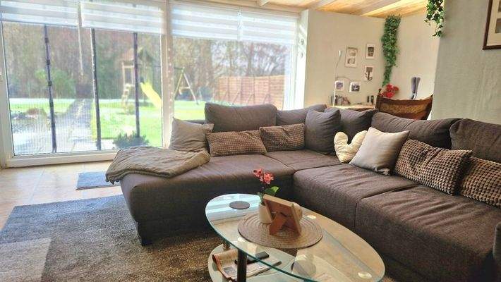 Mit Blick in den Garten