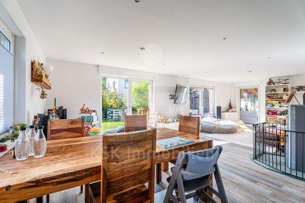 Wohn- und Esszimmer Erdgeschoss