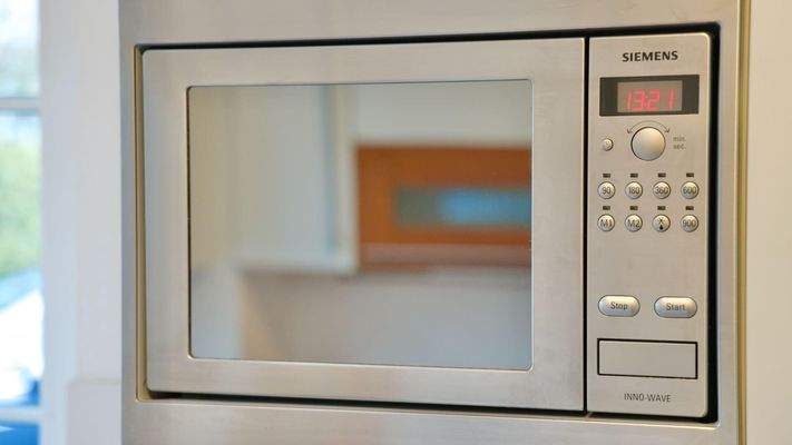 EG Küche Mikrowelle