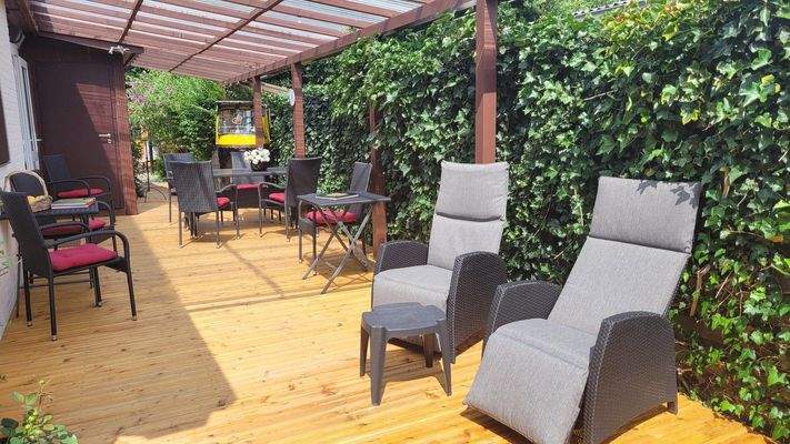 überdachte Terrasse 2.WE