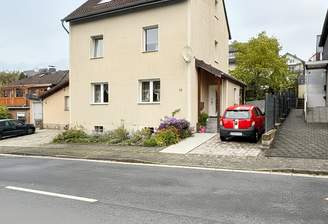 Hausanschicht Straßenseite