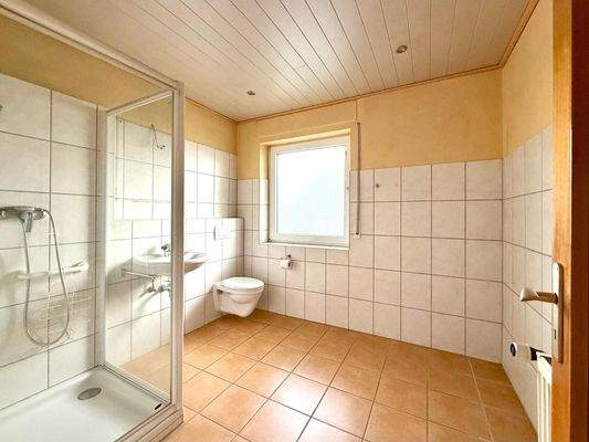 Haus 2 Badezimmer (2)