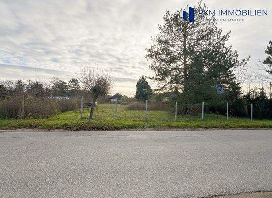 Grundstück *** Bearbeitet mit KI***