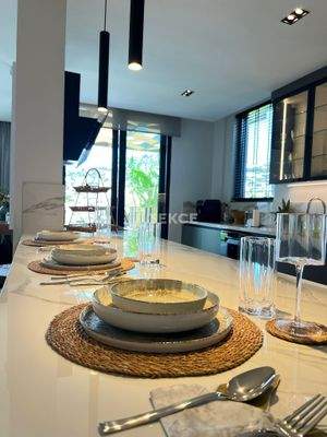 Villas with Pools Within Walking Distance of the Beach in Gümüşlük