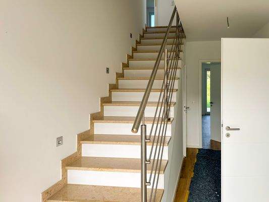 Eleganter Treppenaufgang