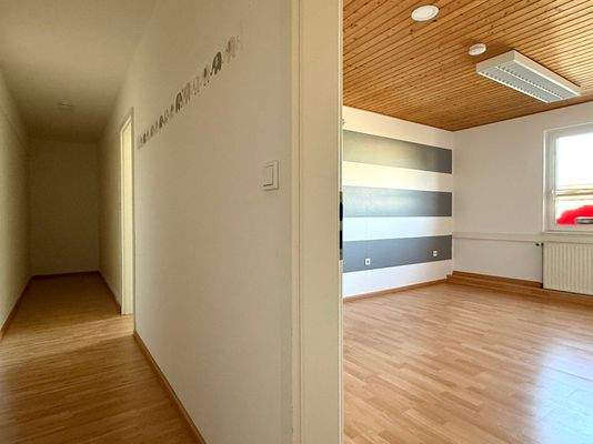 Behandlungsraum / Büroraum 3