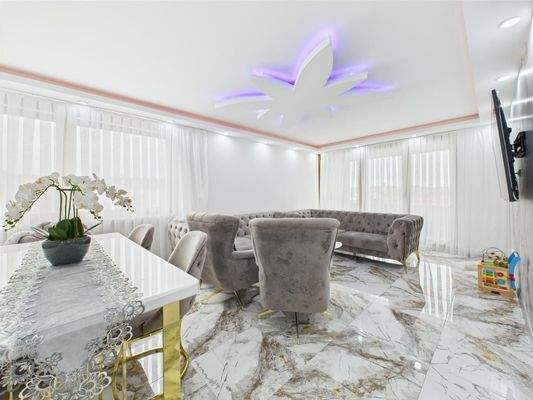 Wohn- und Essbereich 5