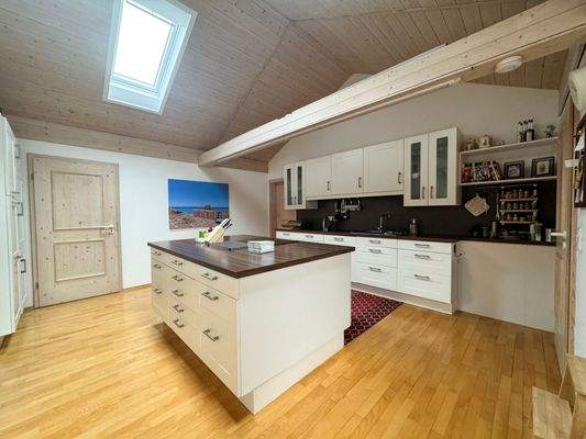 Küche Wohnung Dachgeschoss