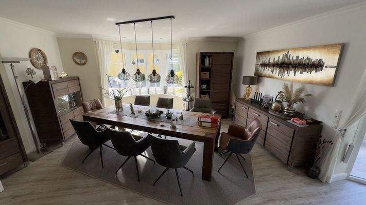 EFH - Essbereich im Wohnzimmer