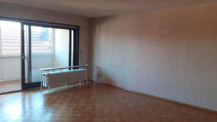 3-Zi-Whng.Hirschl. Wohnzimmer.jpg