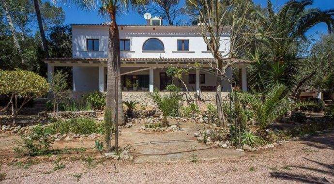 d9a4891c3f94584aa423eea40f713f7a-1740x960-c-center