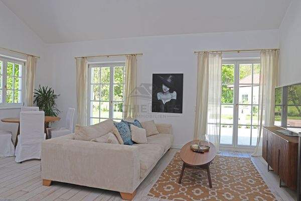 Wohn-/Essbereich (B1)