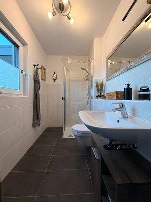 Gäste WC inklusive Dusche