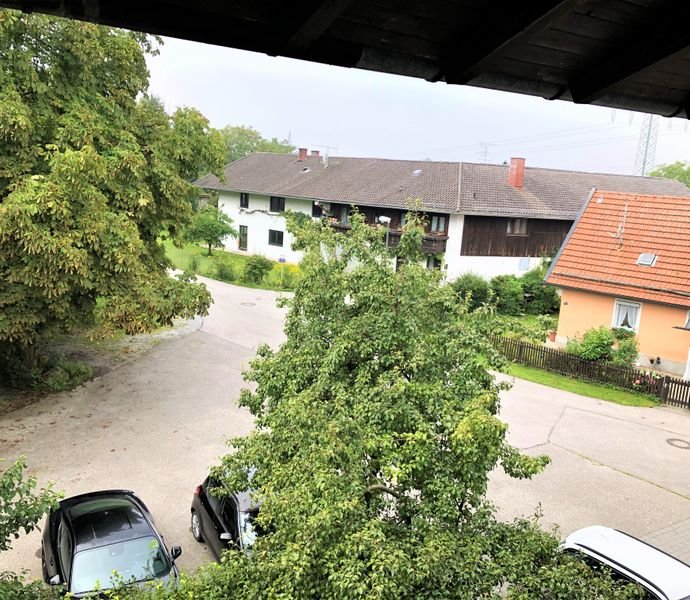 Traumhafte 1-Zimmer-Wohnung mit idyllischem Balkon in Top-Lage von Stephanskirchen