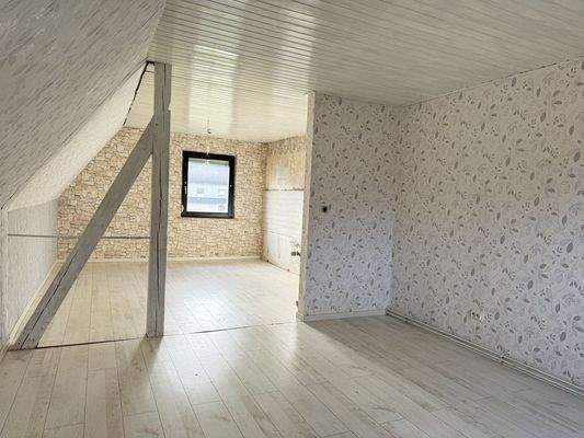 DG: Wohnen - Blick Richtung Küche/Essen