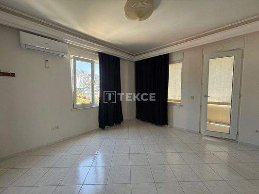 City and Sea View Rooftop Apartment in Alanya