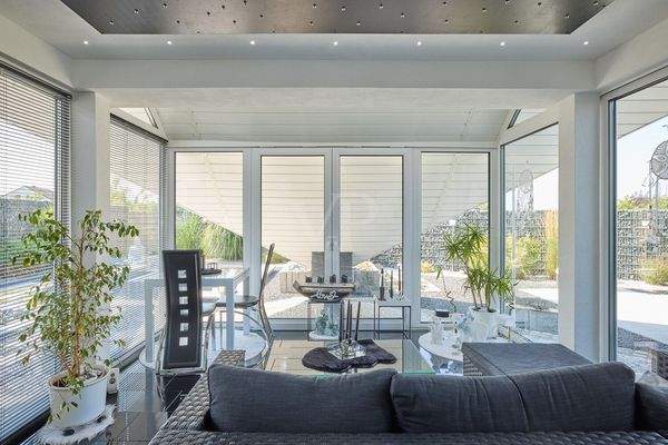 Wintergarten/Ausblick Wohnzimmer UG Wohnung I