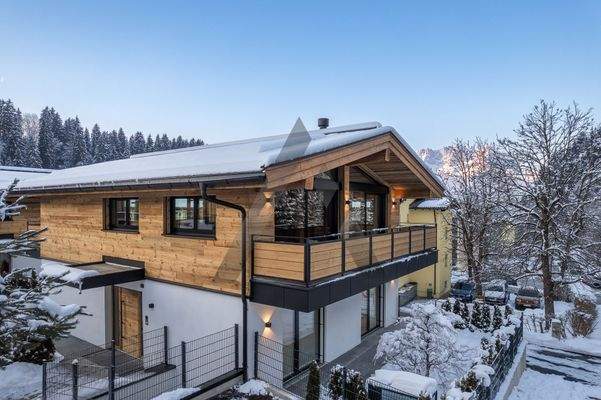 Chalet Top 1