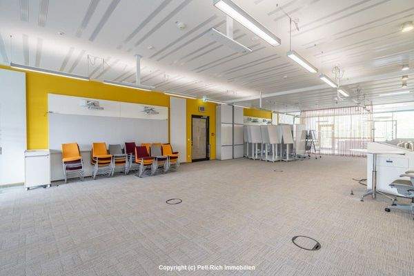 großer Konferenzraum