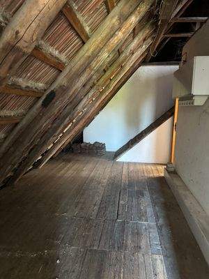 42 OG - Nicht ausgebauter Raum 1.0.jpg