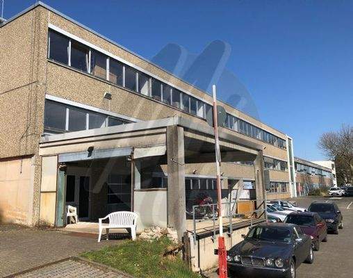 INFOS UNTER: 06171-586000