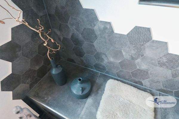 Fließenstruktur Badezimmer